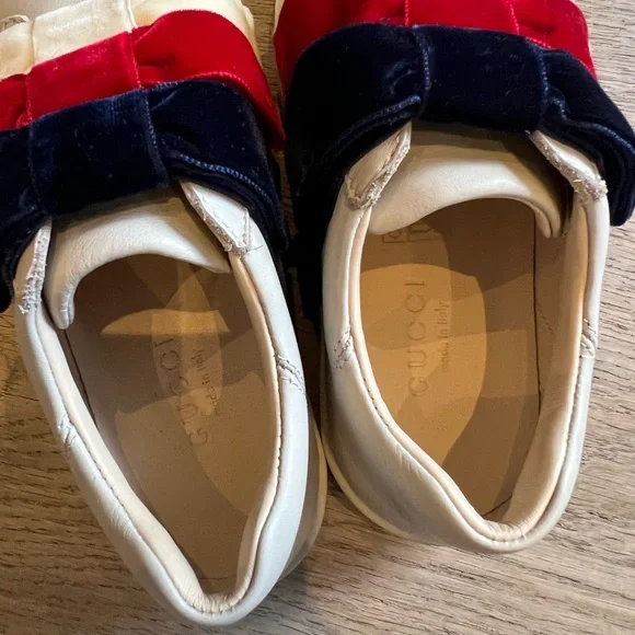 New Gucci velvet bow cream leather sneakers